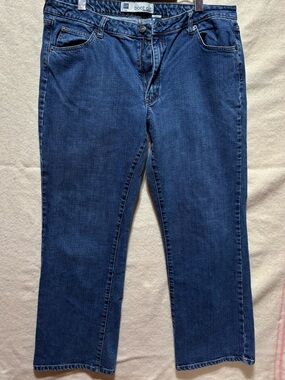 GAP Boot Cut Jeans Women’s Size 18 Regular Medium Wash Stretch Denim Classic Fit